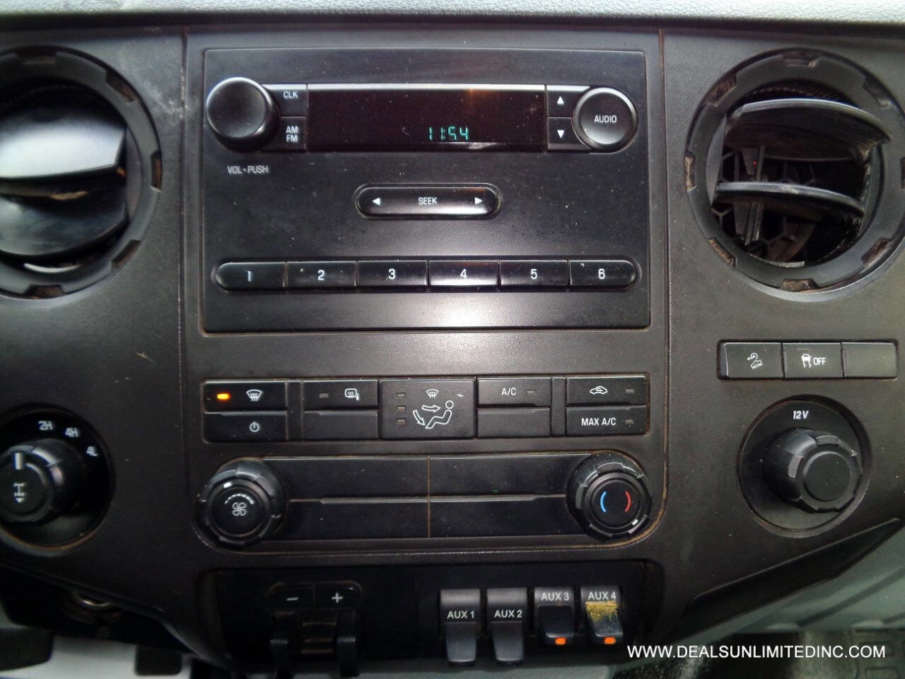 Used 2014 Ford F250 XL w/ Power Equipment Group image 14