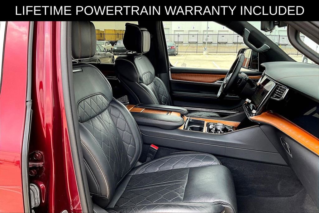 Used 2024 Jeep Grand Wagoneer L Series III image 10