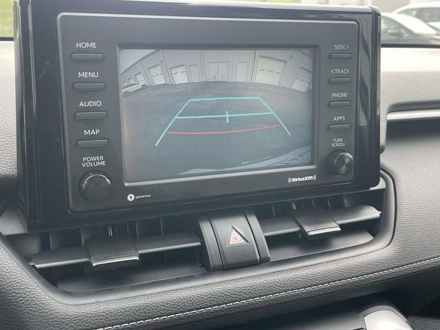 Used 2020 Toyota RAV4 XLE image 24