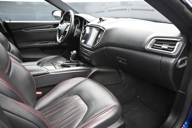 Used 2018 Maserati Ghibli S GranLusso AWD/4WD image 22