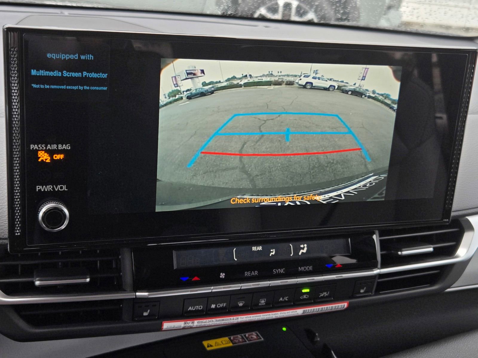 Certified 2026 Toyota Sienna XLE FWD image 15