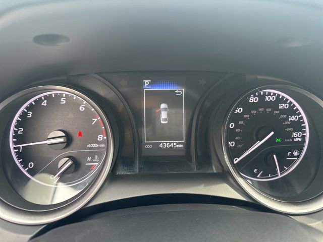 Used 2024 Toyota Camry SE FWD image 17