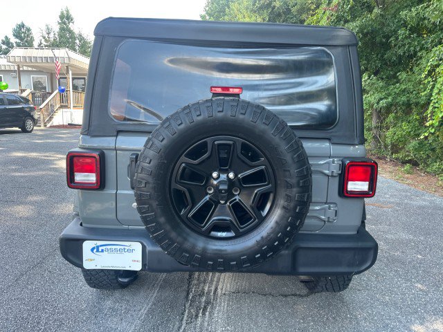 Used 2020 Jeep Wrangler Unlimited Sport w/ Cold Weather Group AWD/4WD image 4