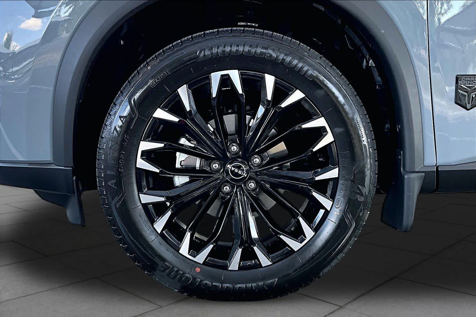 New 2026 Nissan Rogue Dark Armor FWD image 11
