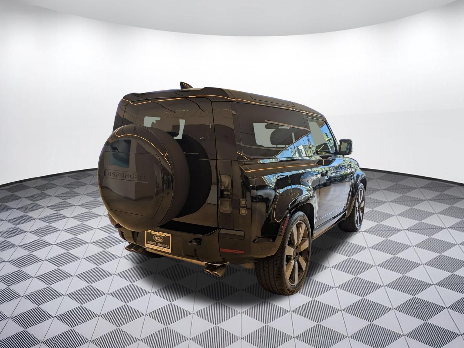 New 2026 Land Rover Defender 90 V8 AWD/4WD image 5