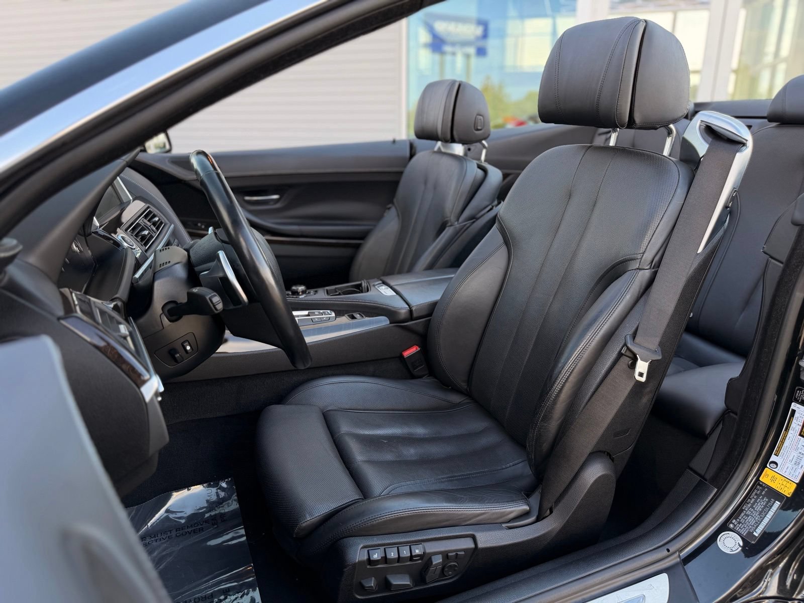 Used 2012 BMW 650i Convertible RWD image 22