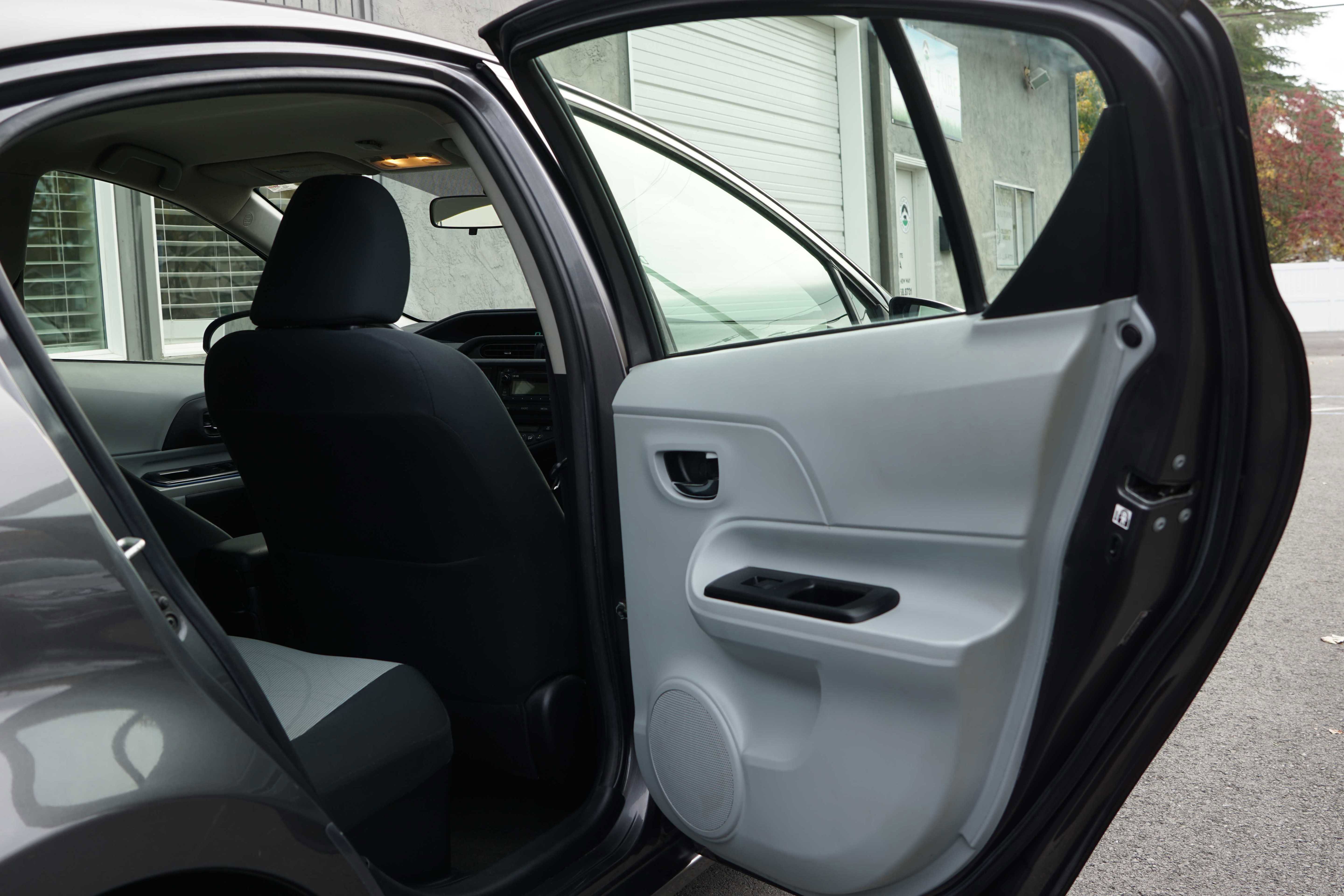 Used 2013 Toyota Prius C Two image 27