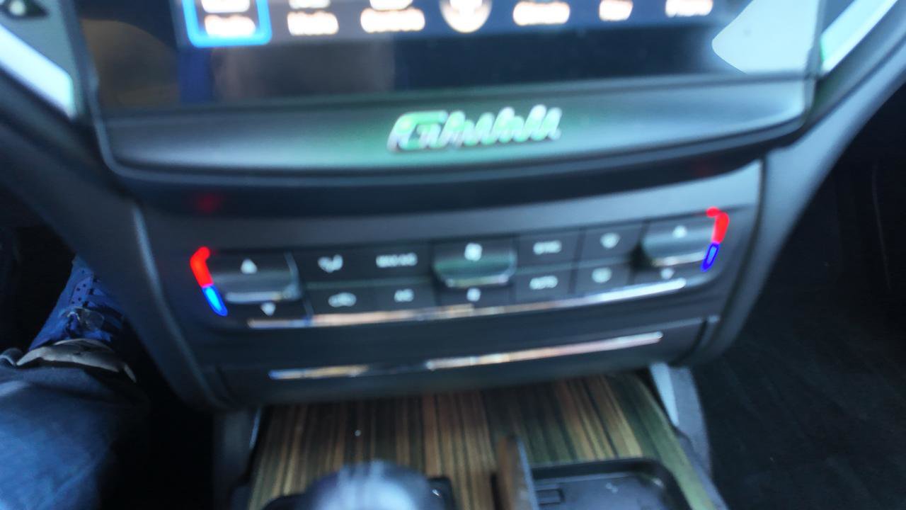 Used 2017 Maserati Ghibli S Q4 AWD/4WD image 14