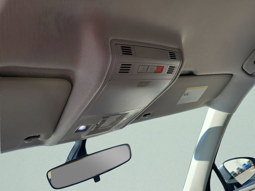 Used 2023 Volkswagen Tiguan S image 21