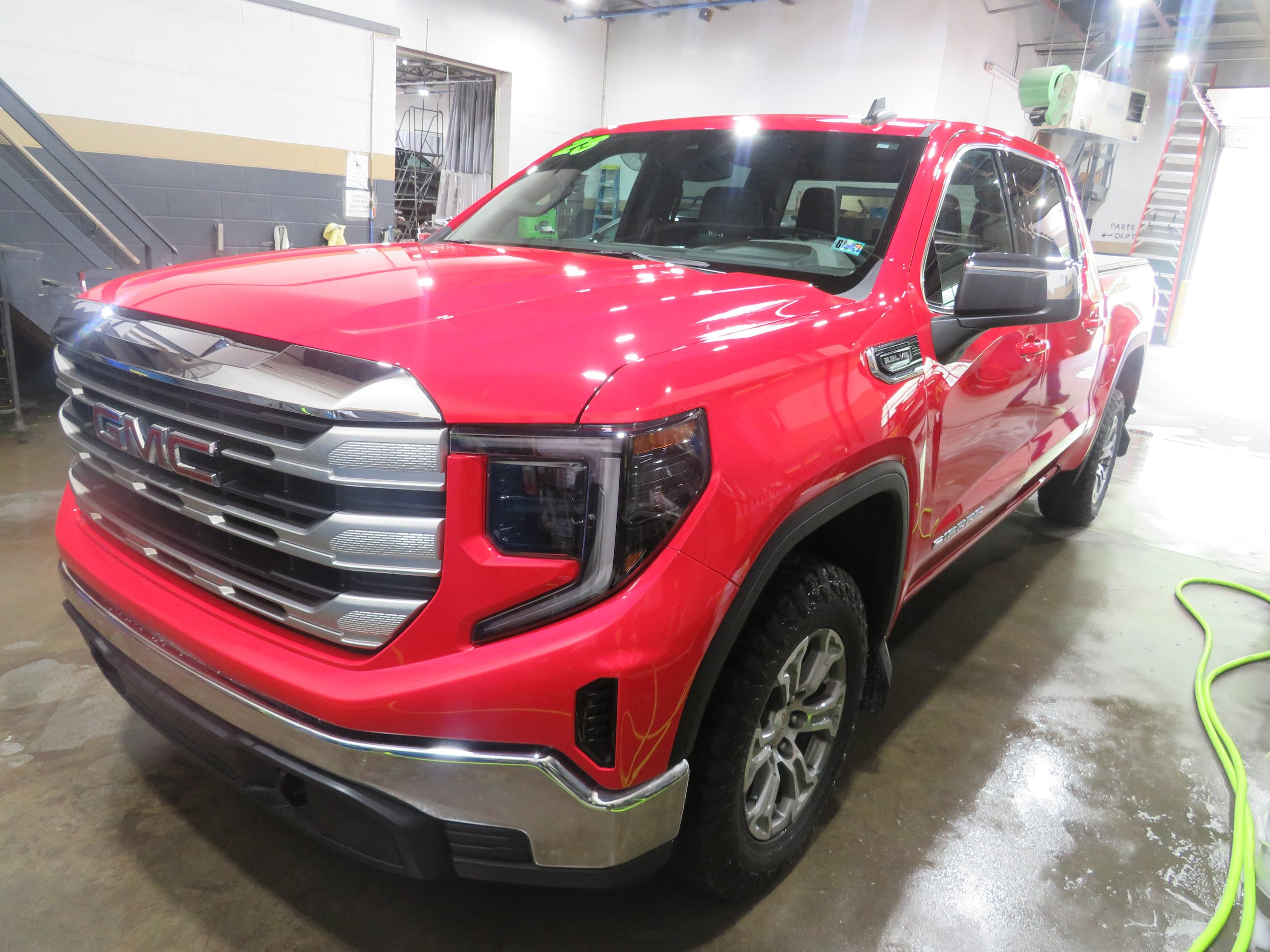 Used 2023 GMC Sierra 1500 SLE AWD/4WD video 3