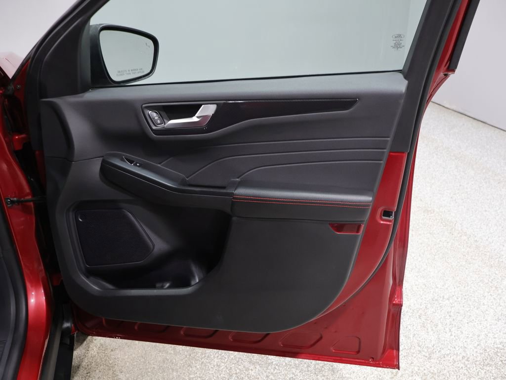 Used 2024 Ford Escape ST-Line image 23