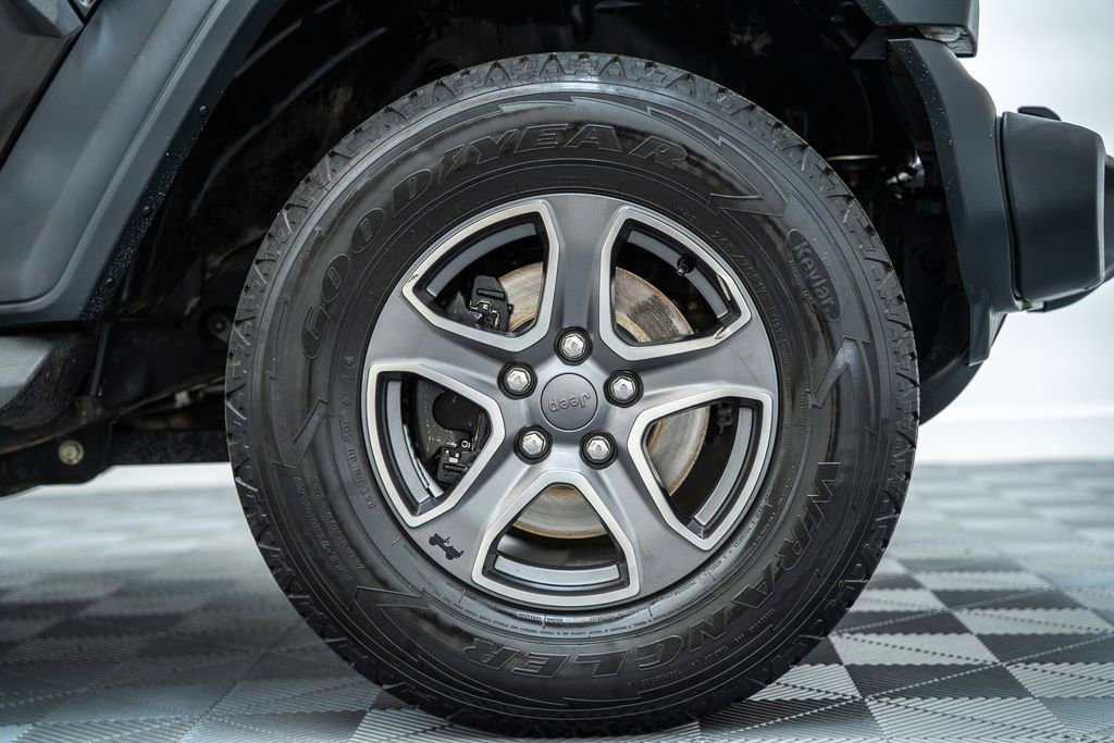 Used 2018 Jeep Wrangler Unlimited Sport S image 19