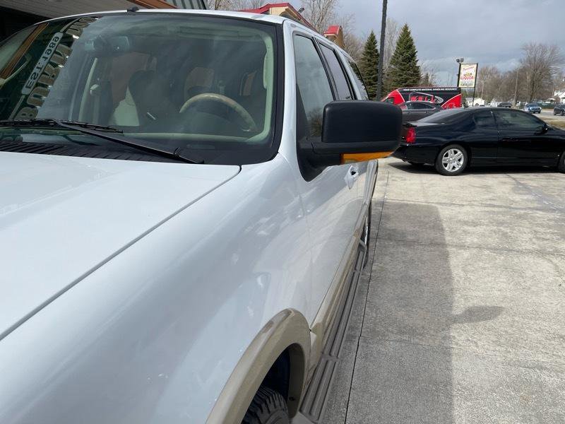 Used 2006 Ford Expedition Eddie Bauer image 3