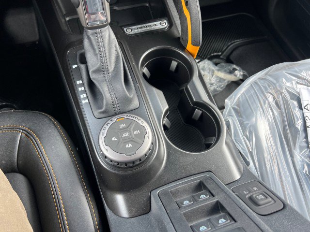 New 2023 Ford Bronco Badlands image 11