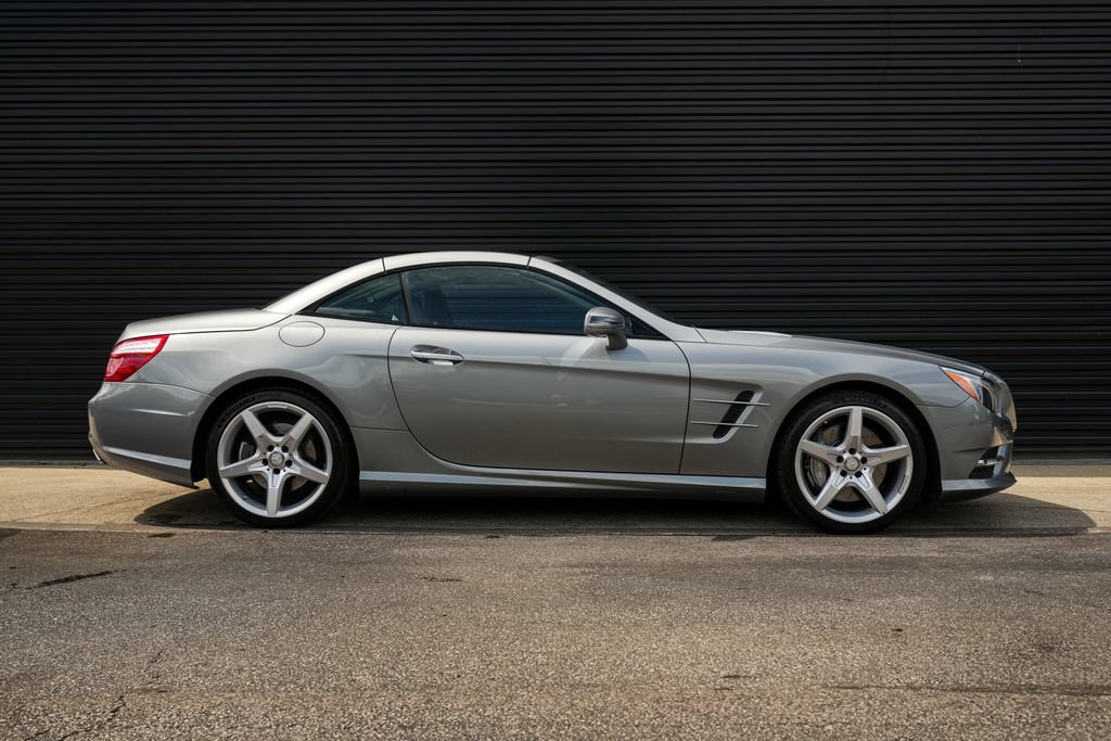 Used 2013 Mercedes-Benz SL 550 image 33