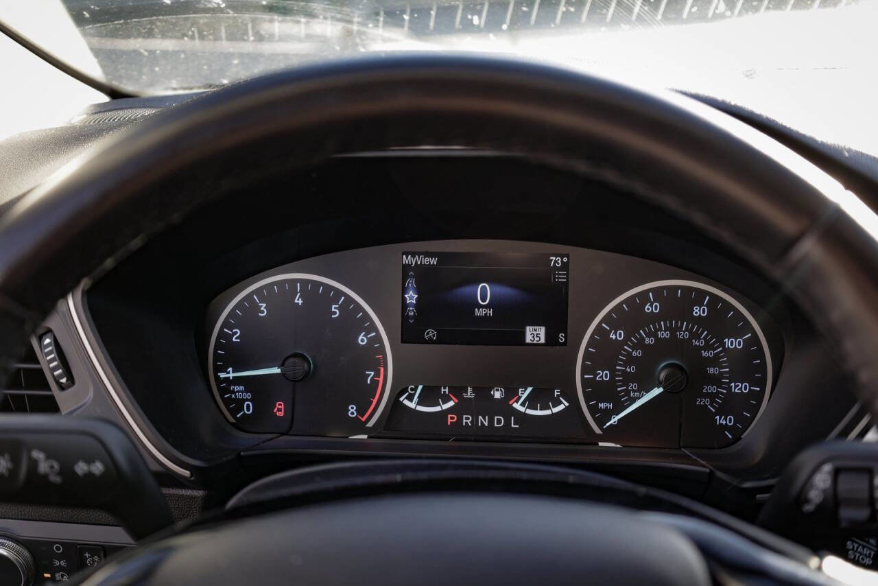 Used 2022 Ford Escape SE w/ Cold Weather Package image 15