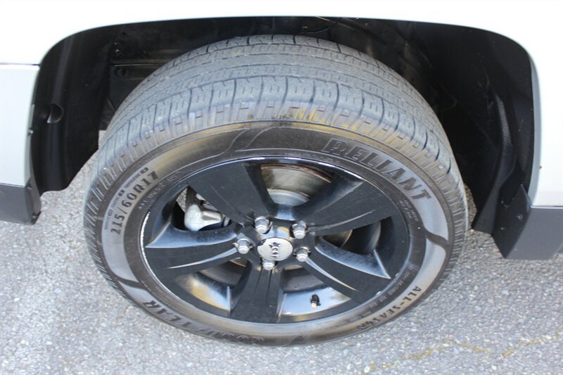 Used 2015 Jeep Patriot Sport w/ Power Value Group AWD/4WD image 20