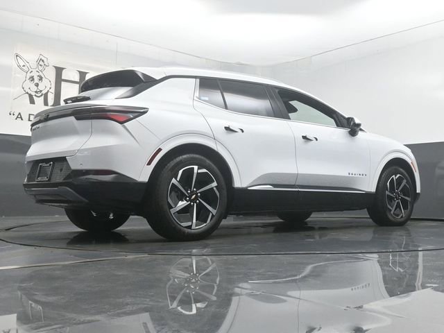 New 2025 Chevrolet Equinox EV LT image 11