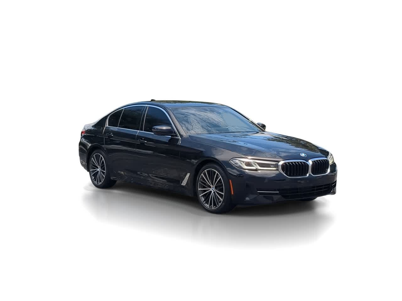 Used 2022 BMW 530i w/ M Sport Package RWD image 2