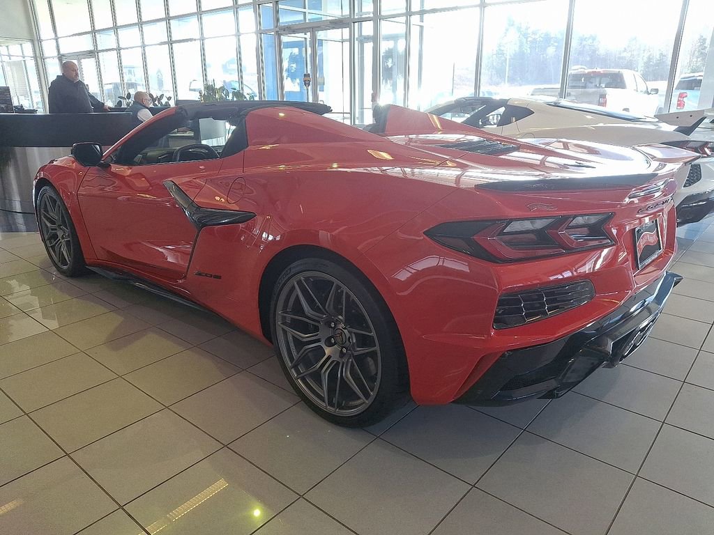 Used 2024 Chevrolet Corvette Z06 image 4
