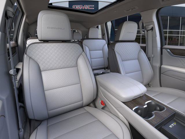 New 2026 GMC Acadia Denali w/ Super Cruise Package image 16