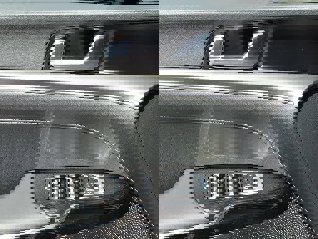 Used 2025 Kia K5 GT-Line image 14