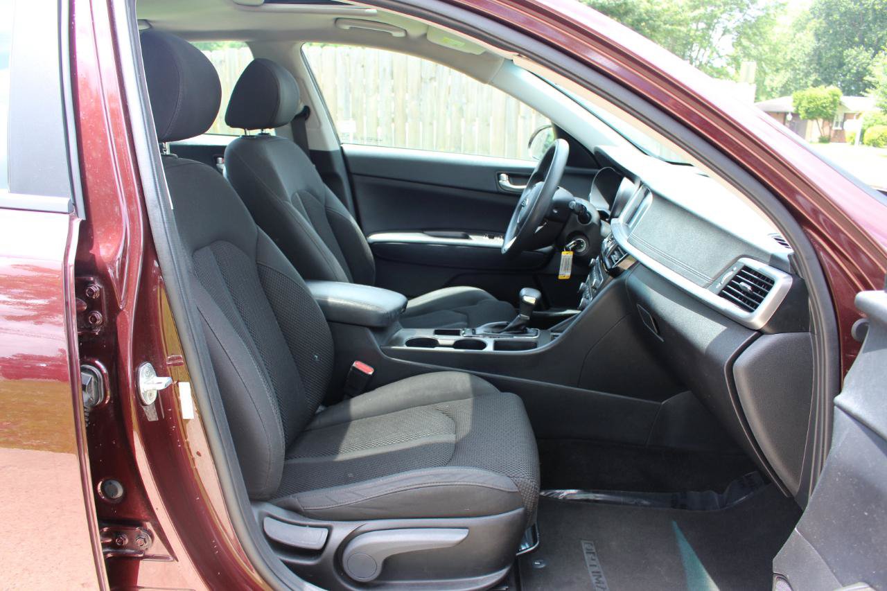 Used 2020 Kia Optima LX FWD image 37