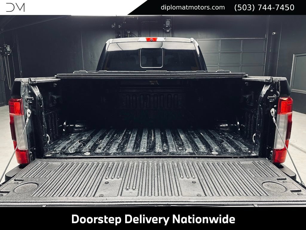 Used 2017 Ford F250 Platinum w/ Platinum Ultimate Package AWD/4WD image 57
