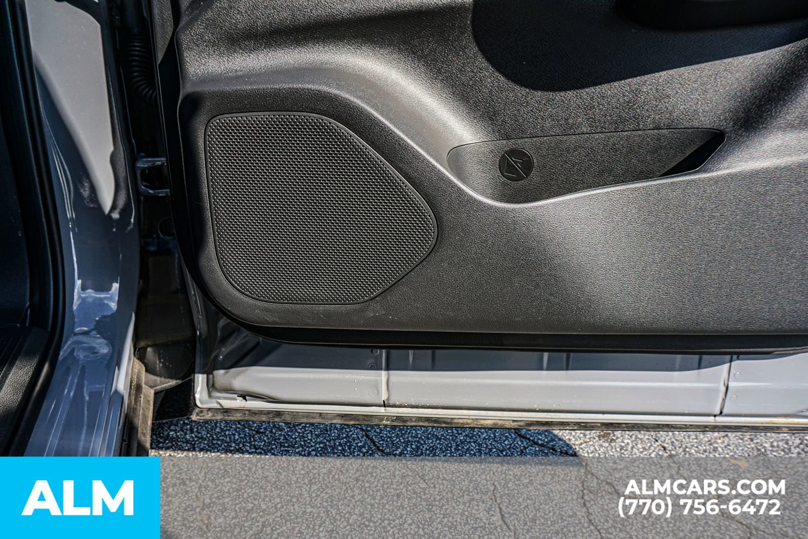 Used 2025 Nissan Rogue Platinum FWD image 55