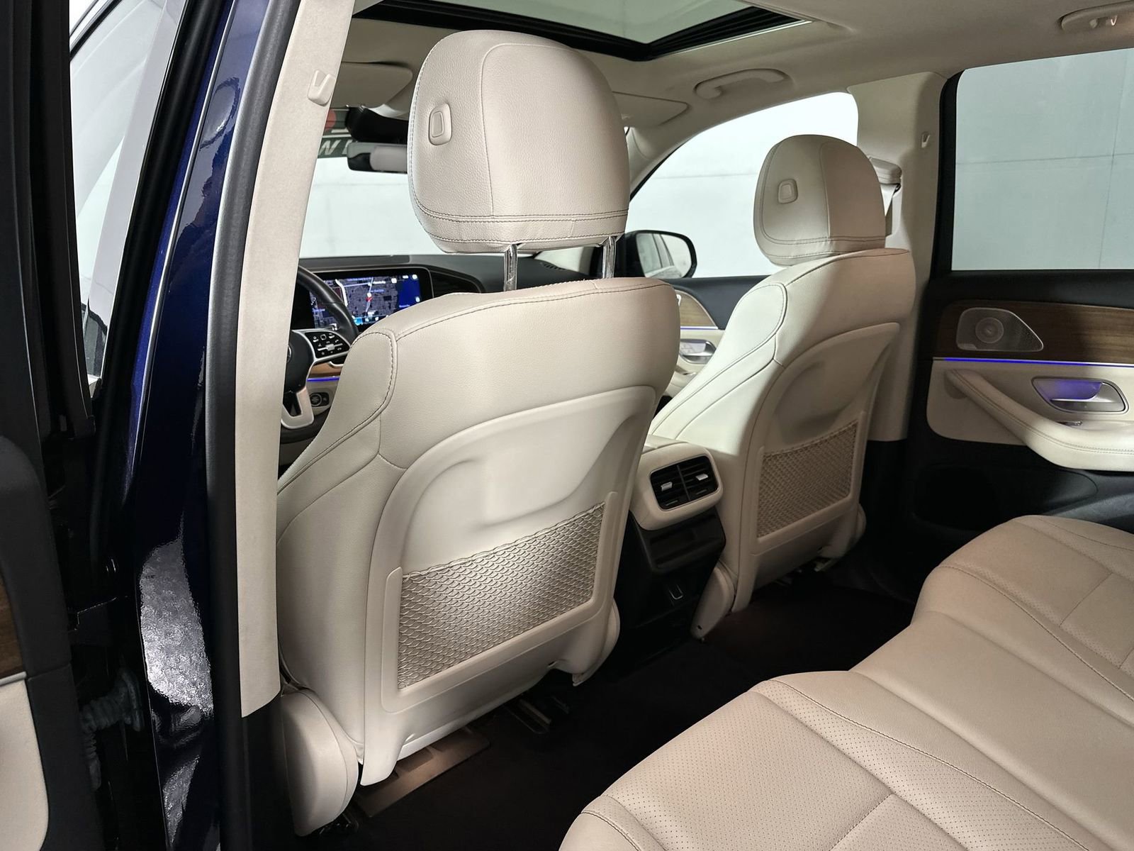 Used 2021 Mercedes-Benz GLE 350 w/ Premium Package image 28