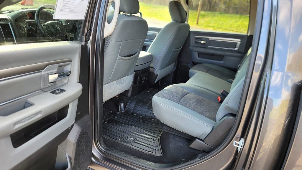 Used 2018 RAM 1500 Big Horn image 25