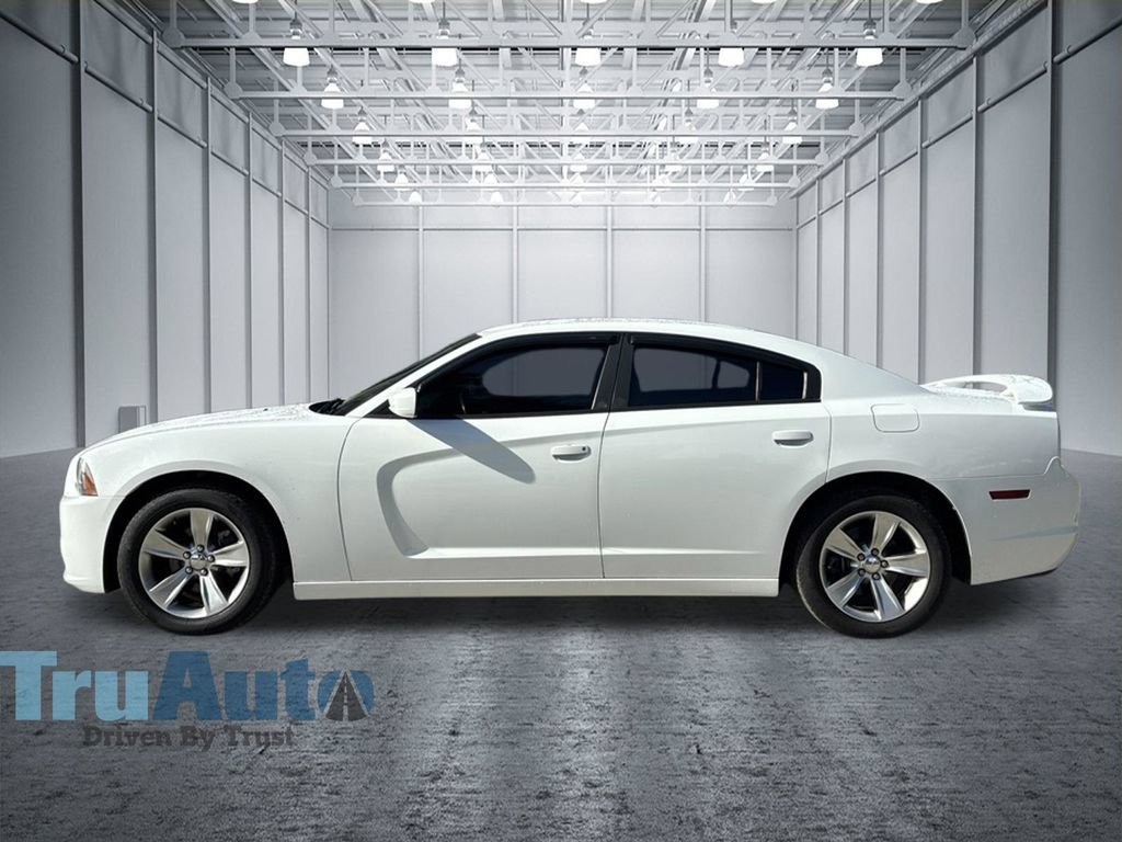 Used 2014 Dodge Charger SE w/ Sport Appearance Group RWD image 4