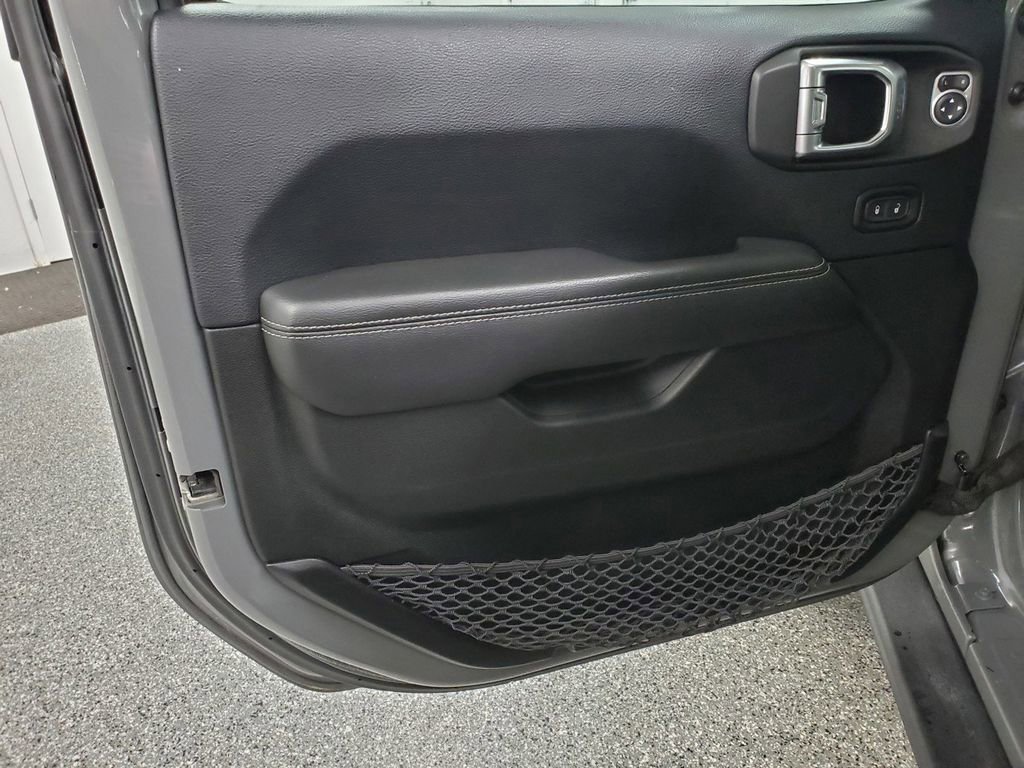 Used 2019 Jeep Wrangler Unlimited Sahara w/ Quick Order Package 24M Moab image 11