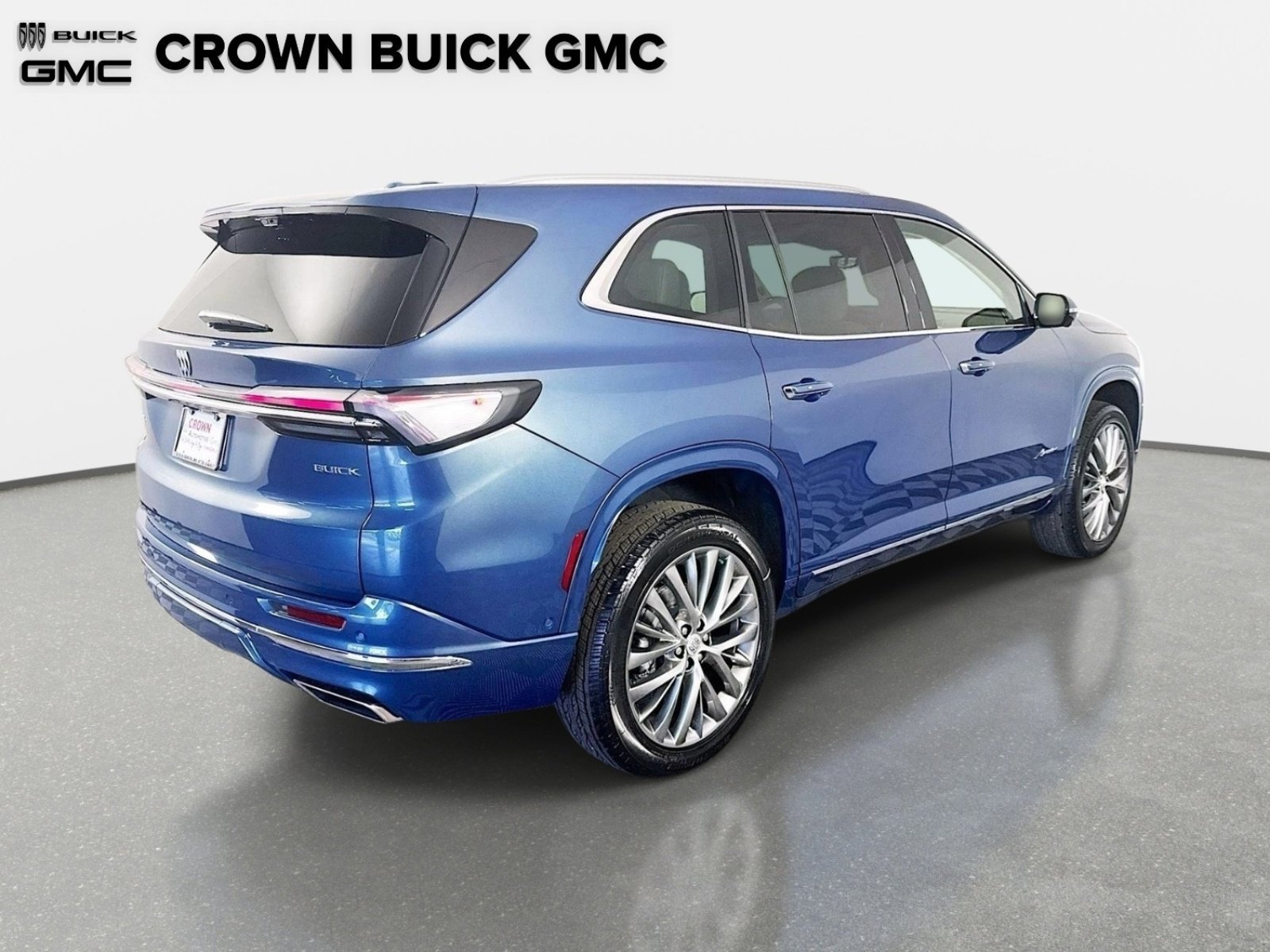 New 2026 Buick Enclave Avenir w/ Super Cruise Package FWD image 5