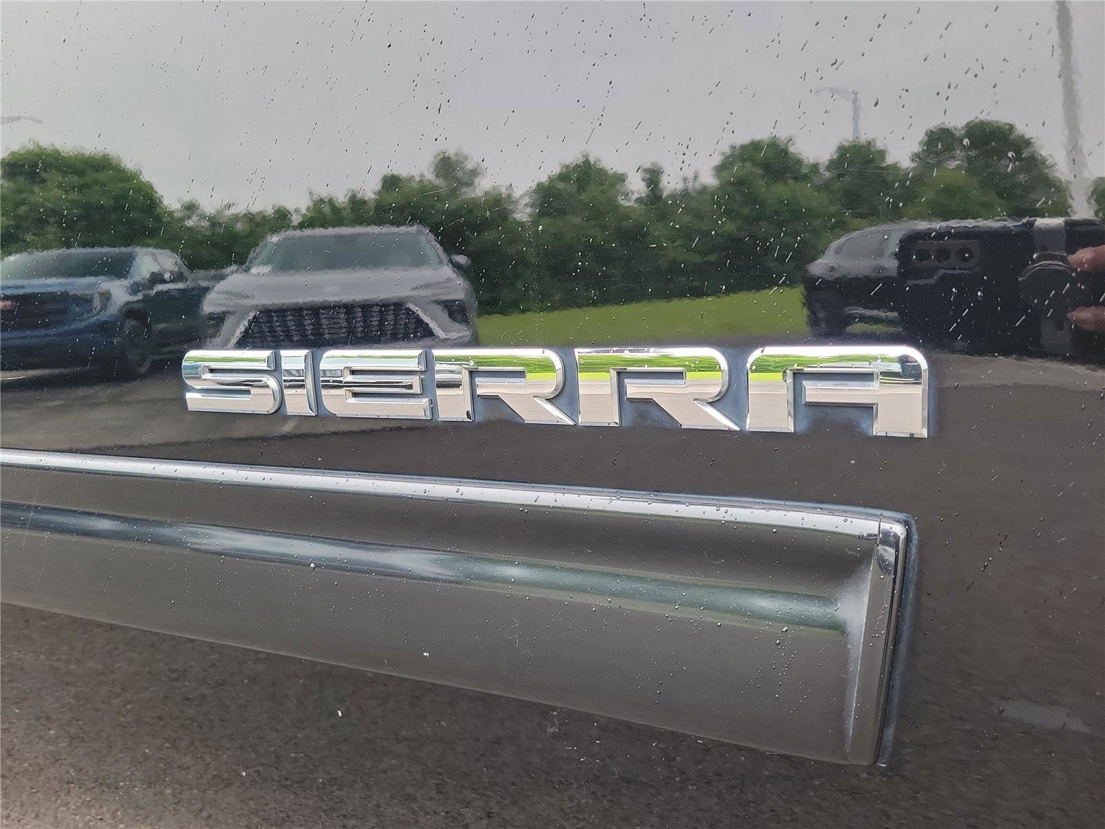 Used 2012 GMC Sierra 1500 SLE w/ Power Tech Package AWD/4WD image 7