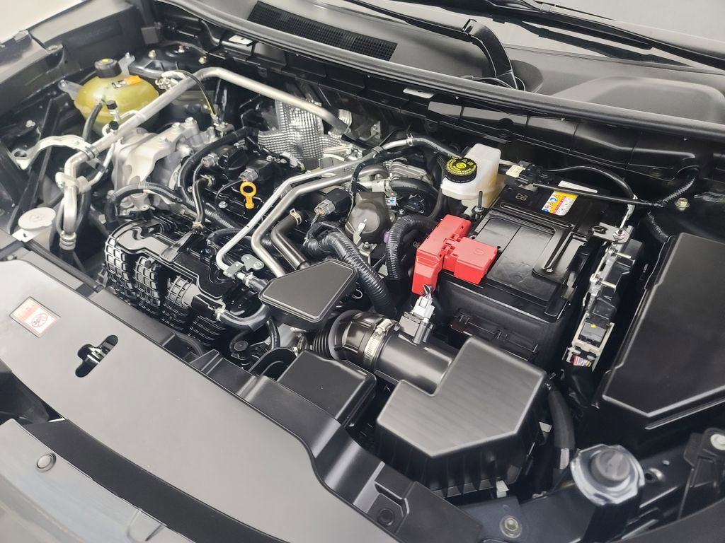 Used 2025 Mitsubishi Outlander SE image 42