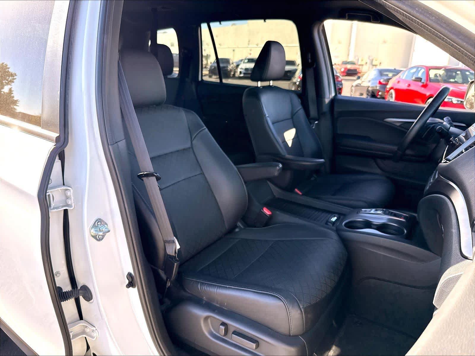 Used 2021 Honda Passport EX-L image 25