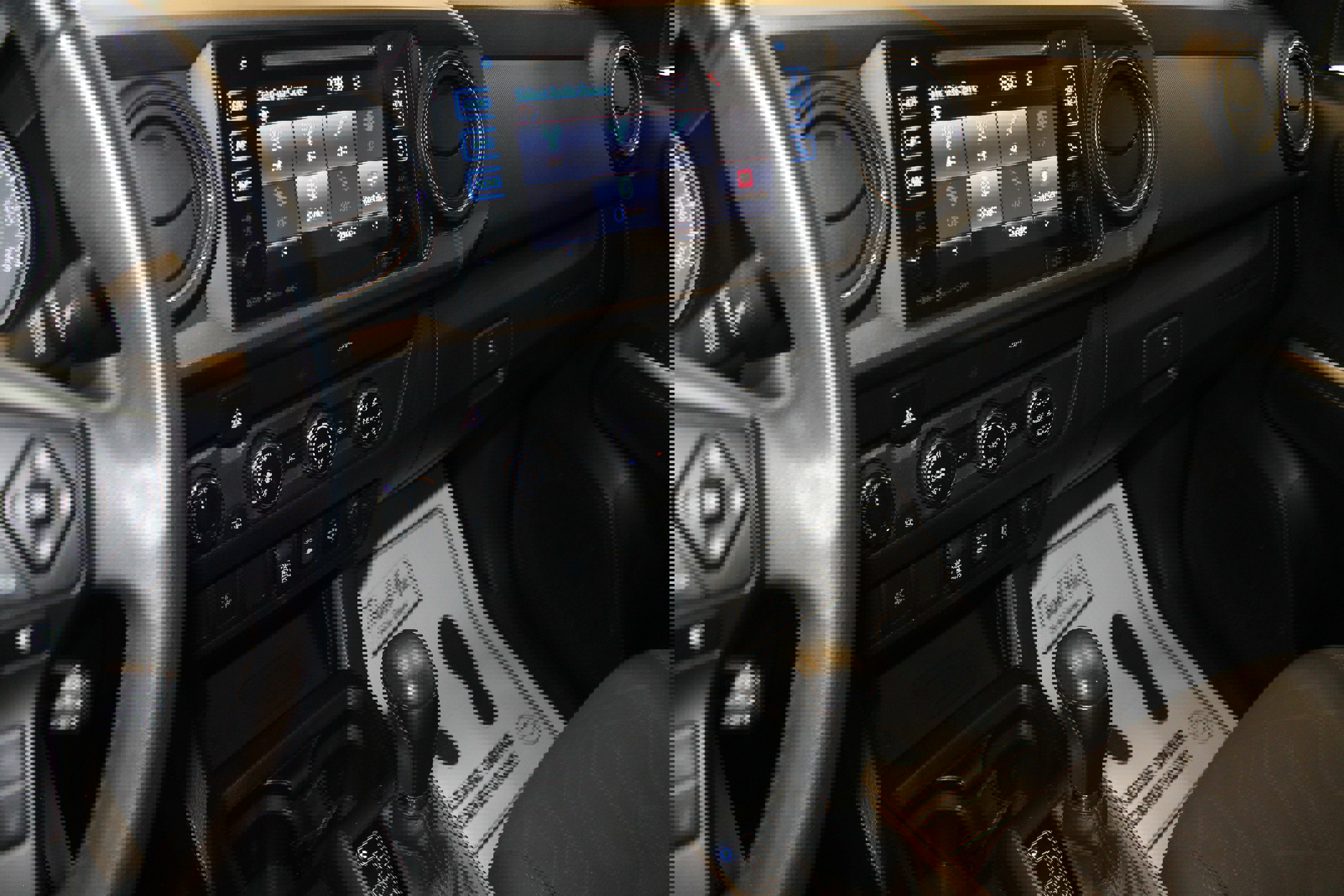 Used 2019 Toyota Tacoma TRD Sport image 15