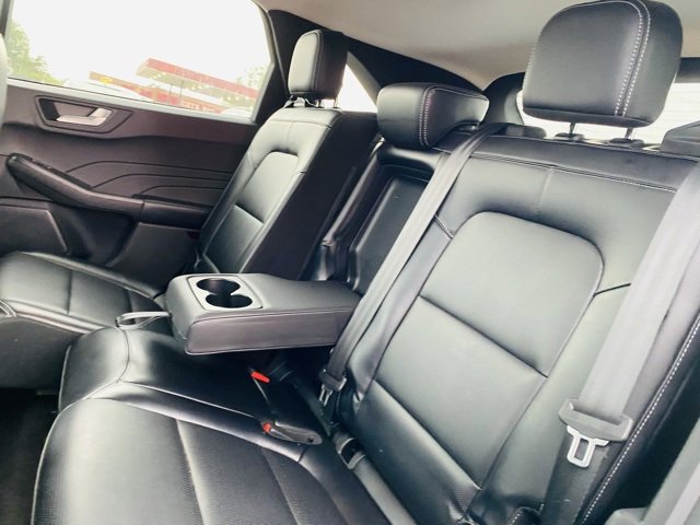Used 2023 Ford Escape Platinum image 28