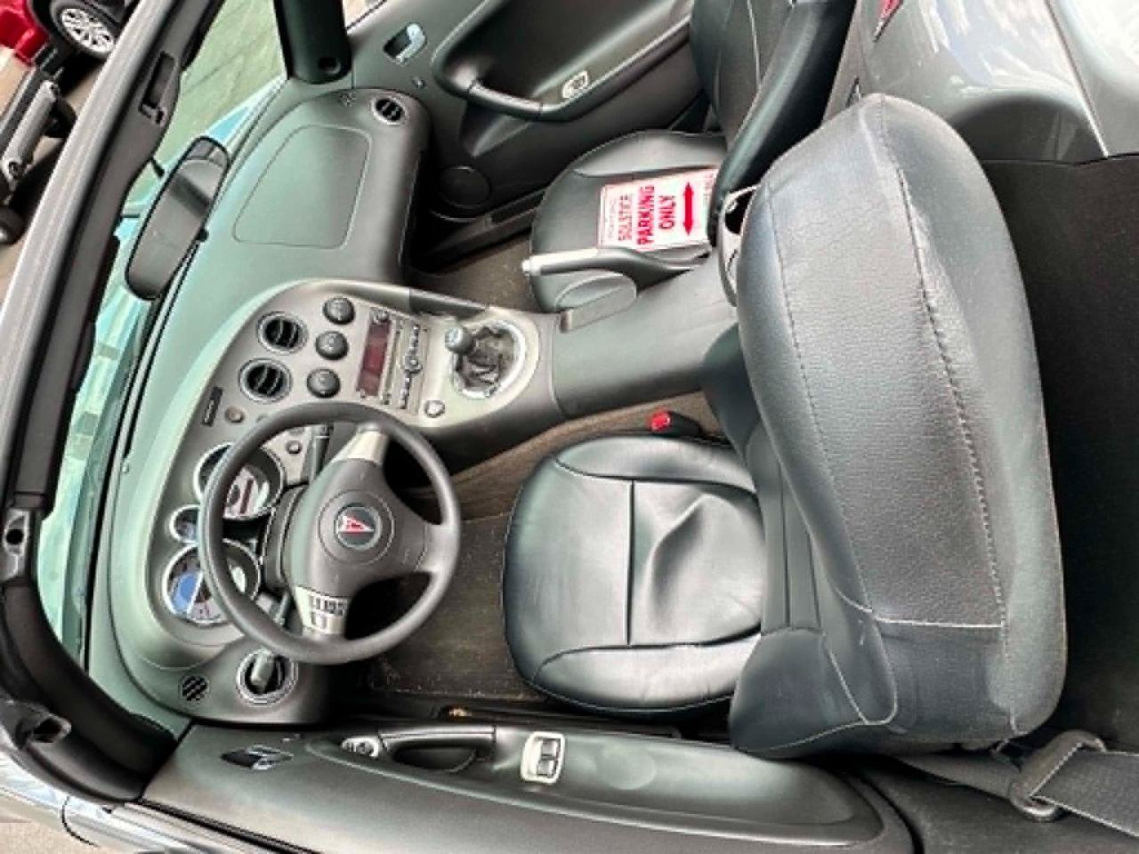 Used 2007 Pontiac Solstice Convertible w/ Preferred Package RWD image 12