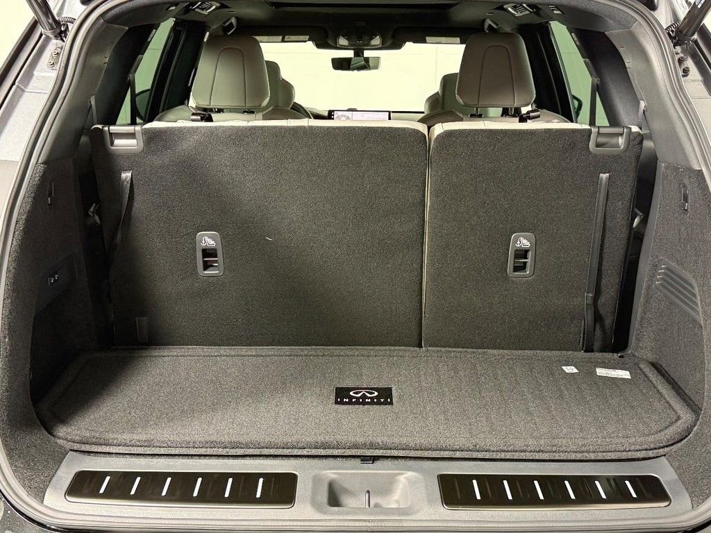 New 2026 INFINITI QX60 Autograph w/ Dark Cargo Package image 6