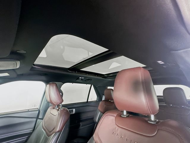 Used 2020 Ford Explorer Platinum w/ Premium Technology Package image 22
