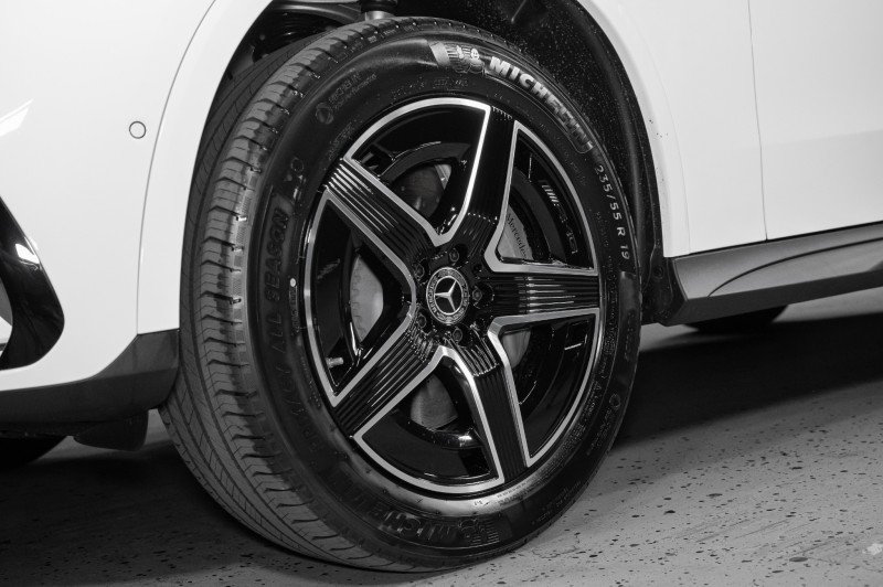 New 2026 Mercedes-Benz GLC 300 4MATIC image 28