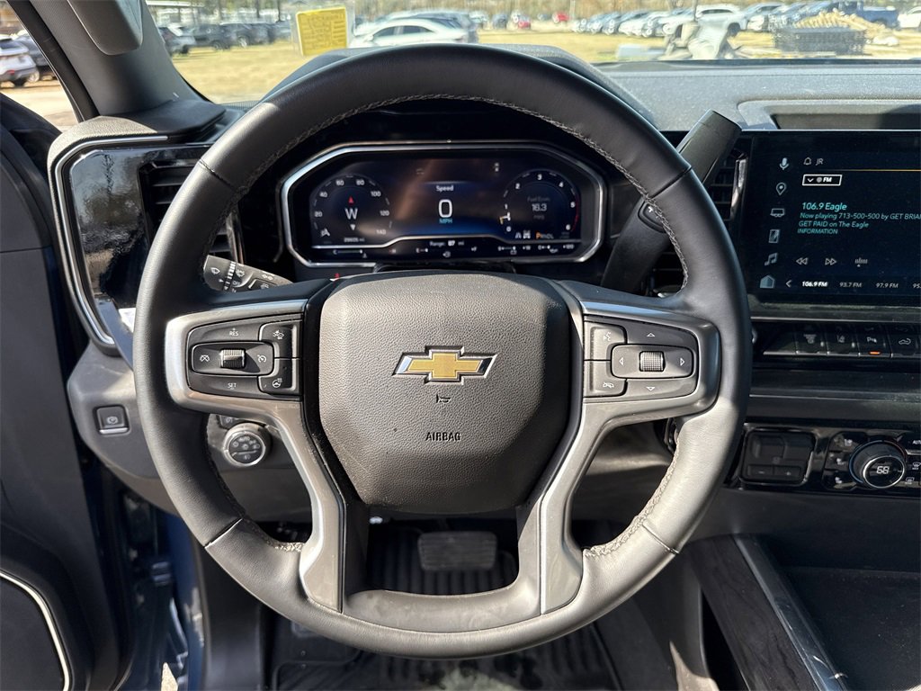 Used 2024 Chevrolet Silverado 2500 LTZ w/ LTZ Texas Edition image 14