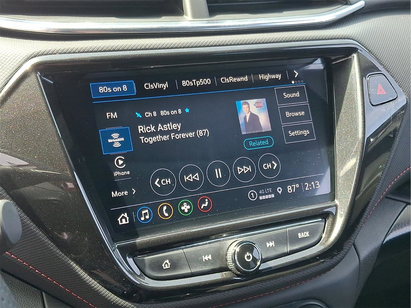 Used 2022 Chevrolet TrailBlazer RS w/ Technology Package image 18