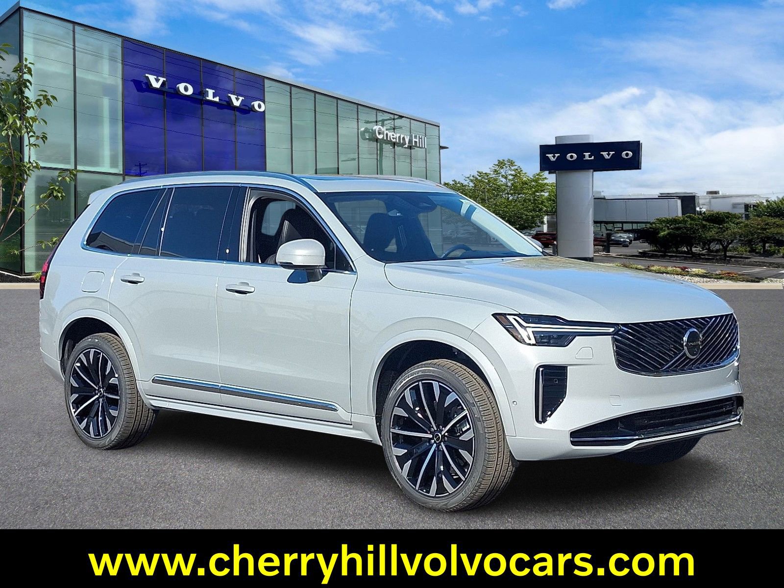 New 2026 Volvo XC90 B6 Ultra