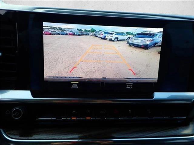 Used 2022 Chevrolet Silverado 1500 LT Trail Boss image 16