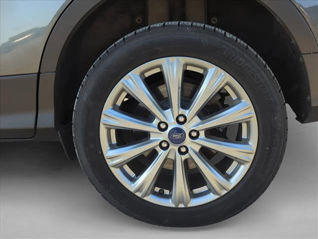 Used 2018 Ford Escape Titanium AWD/4WD image 8