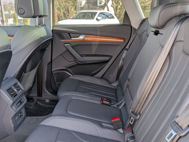 Certified 2024 Audi Q5 e Premium Plus w/ Premium Plus Package image 16