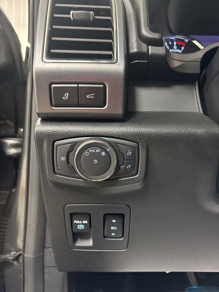 Used 2020 Ford Expedition Platinum image 10